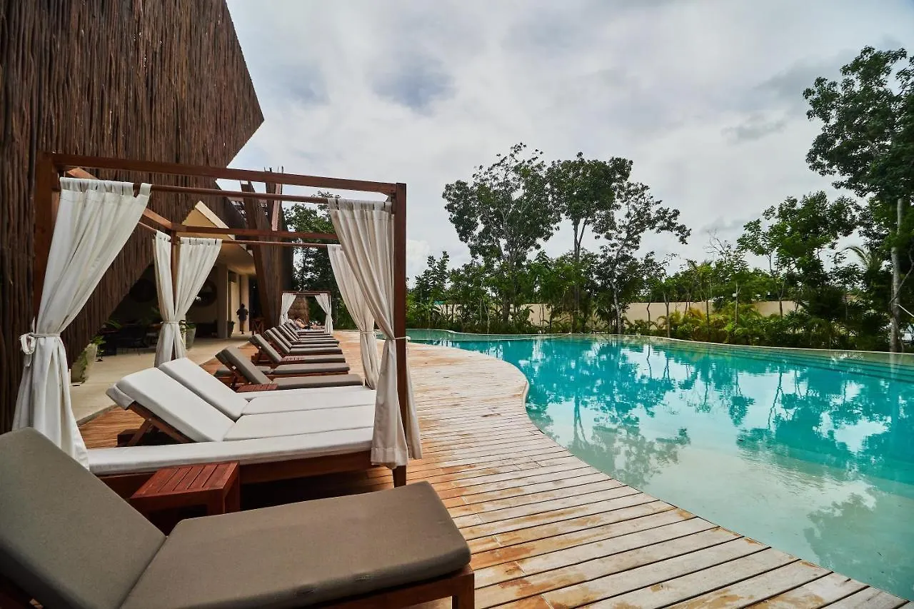 טולום Ariel - Beach Club Access & Gym & Pool & Coworking 0*,